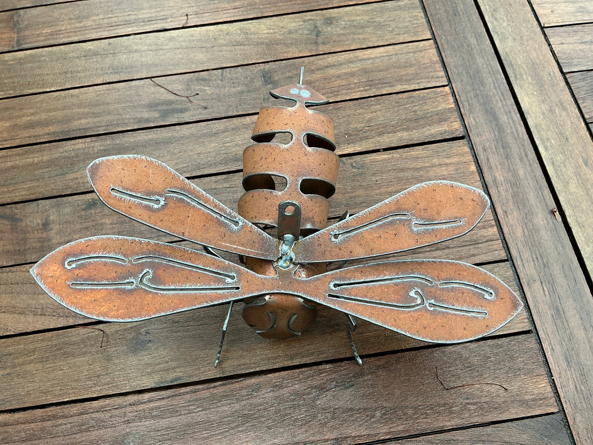 Bee Metal Garden Art by Henry Dupere – GardenArt.com