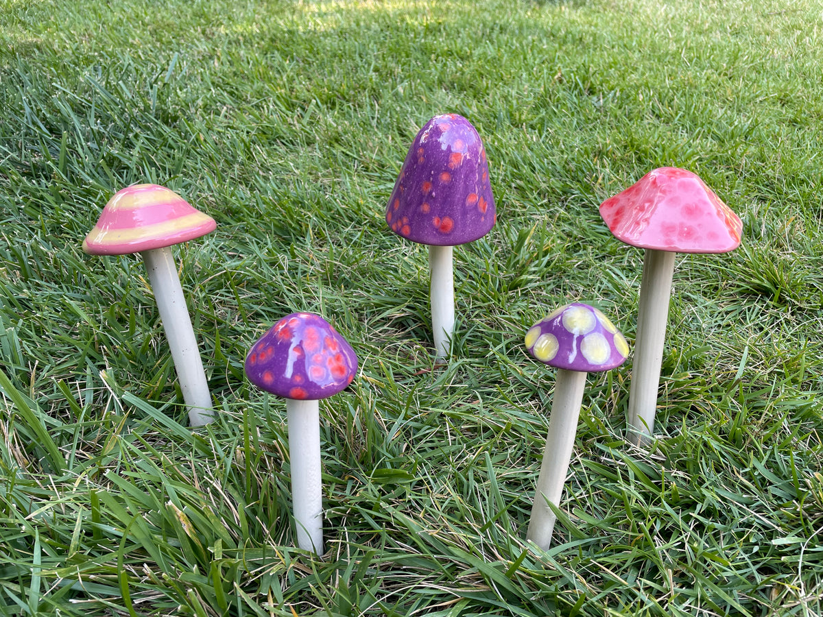 Shroomyz Ceramic Mushrooms, by JJ Potts #1 – GardenArt.com